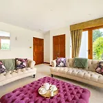 Holiday home Millerbank