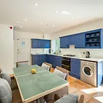 Holiday home Millerbank *